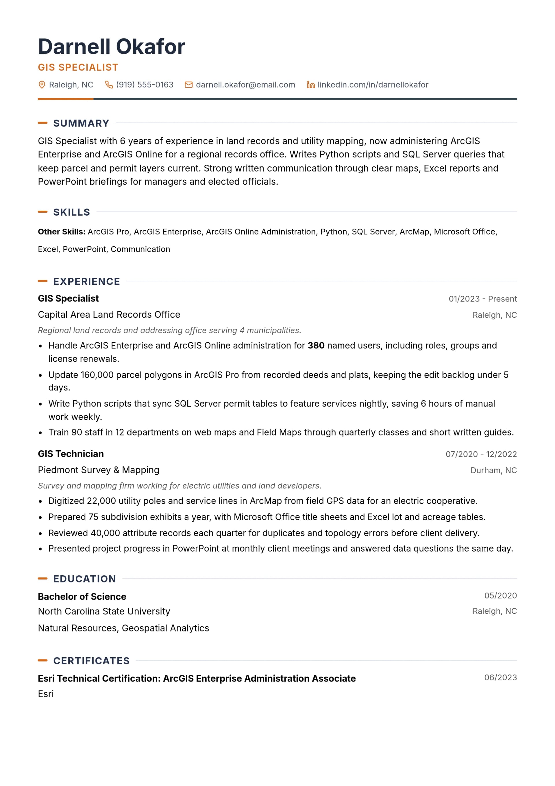 GIS Specialist resume example