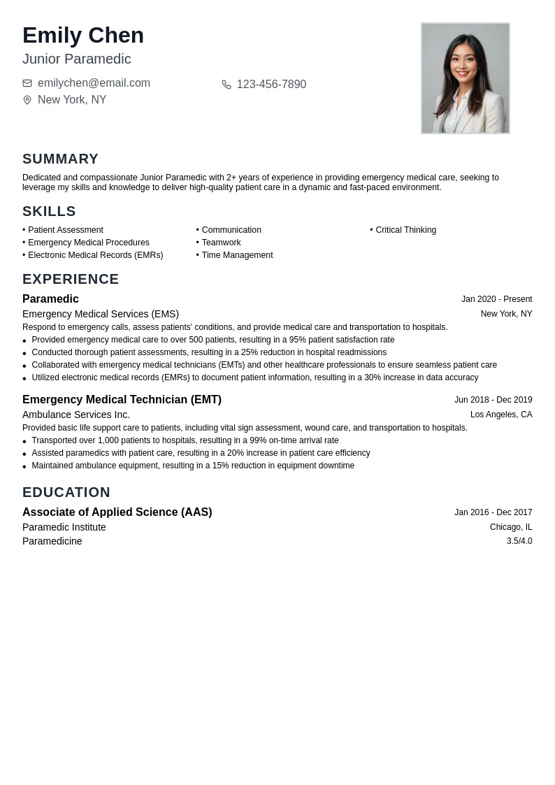 Junior Paramedic resume example