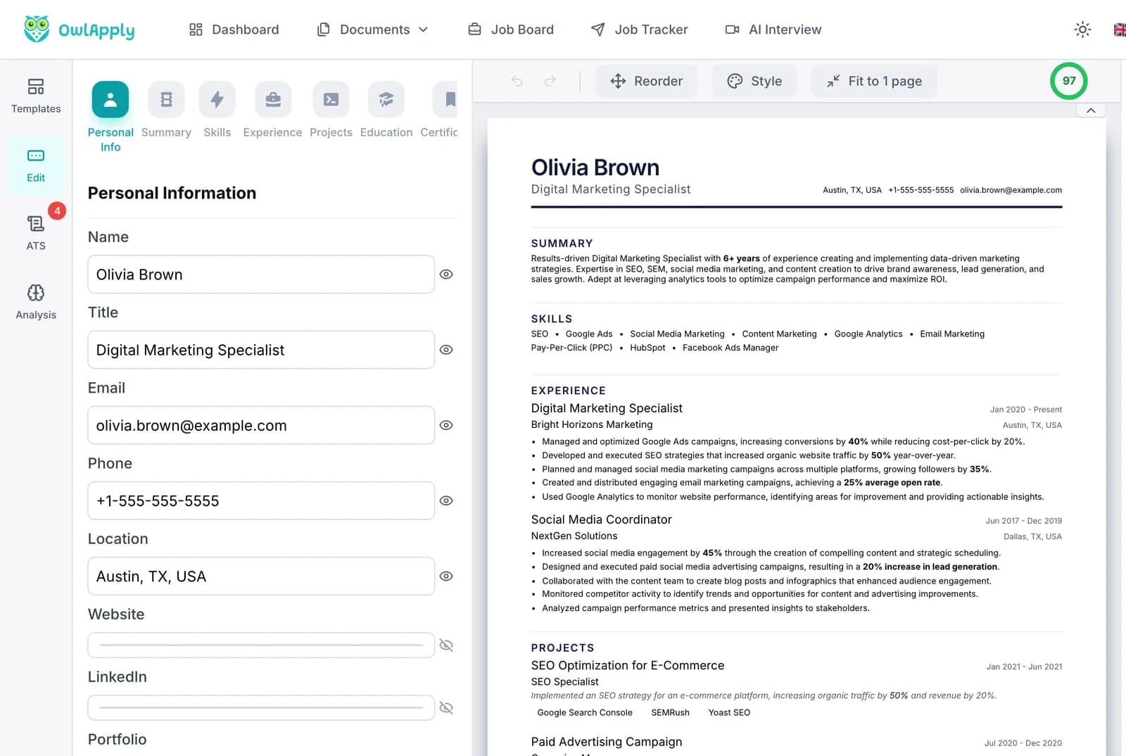 CV aberto no editor da OwlApply com o botão Traduzir na coluna da direita